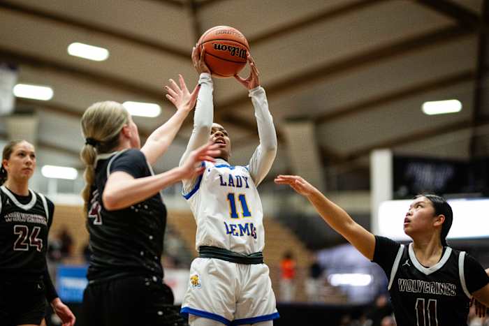 Jefferson Willamette 6A Oregon girls basketball quarterfinal 2024 Naji Saker-11